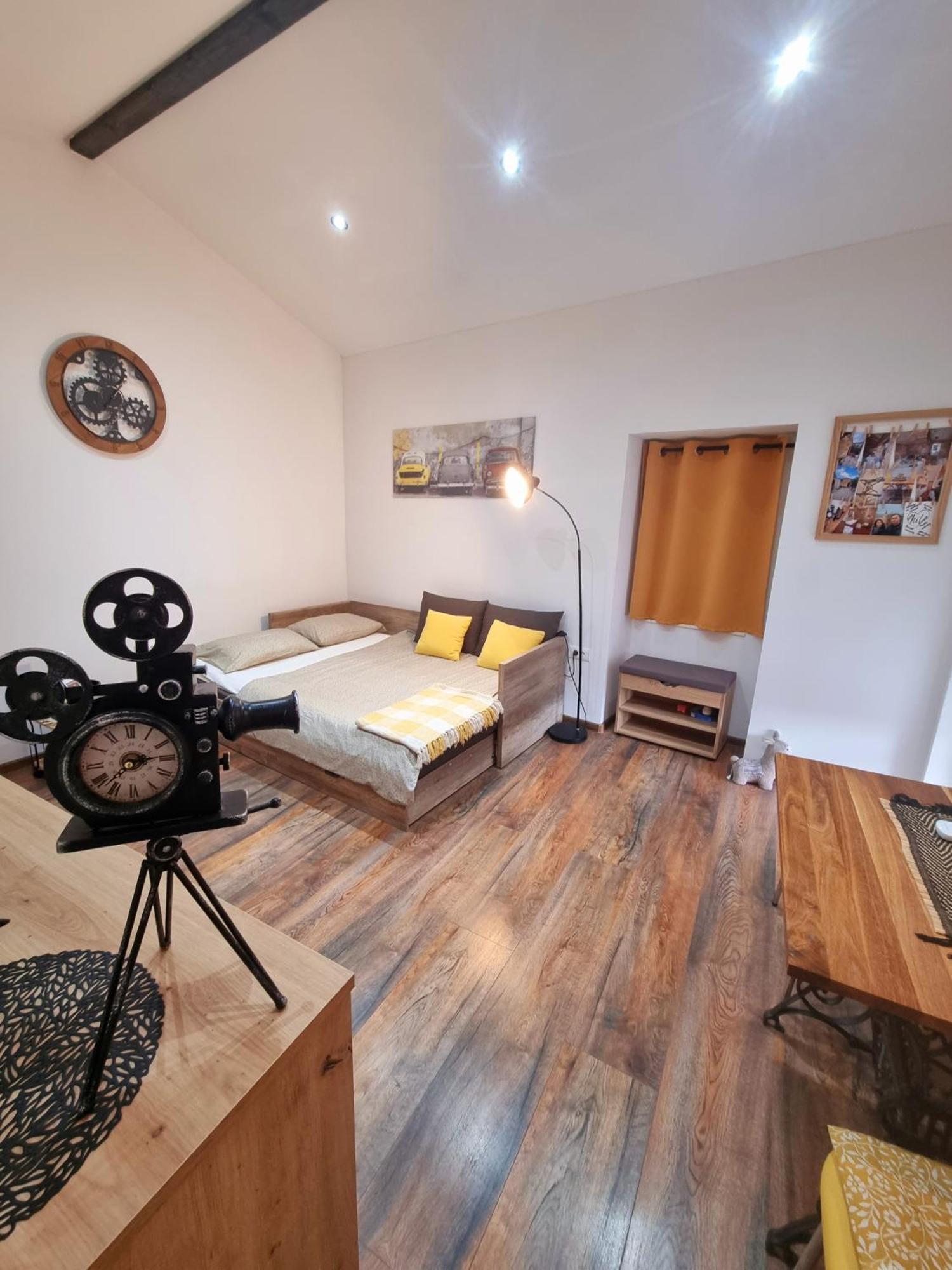 Retro Chic Studio Pula Extérieur photo